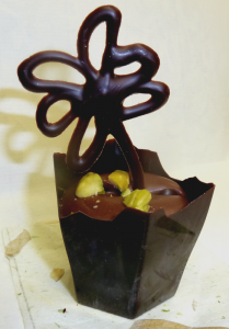 Caramel Sculpture Pot