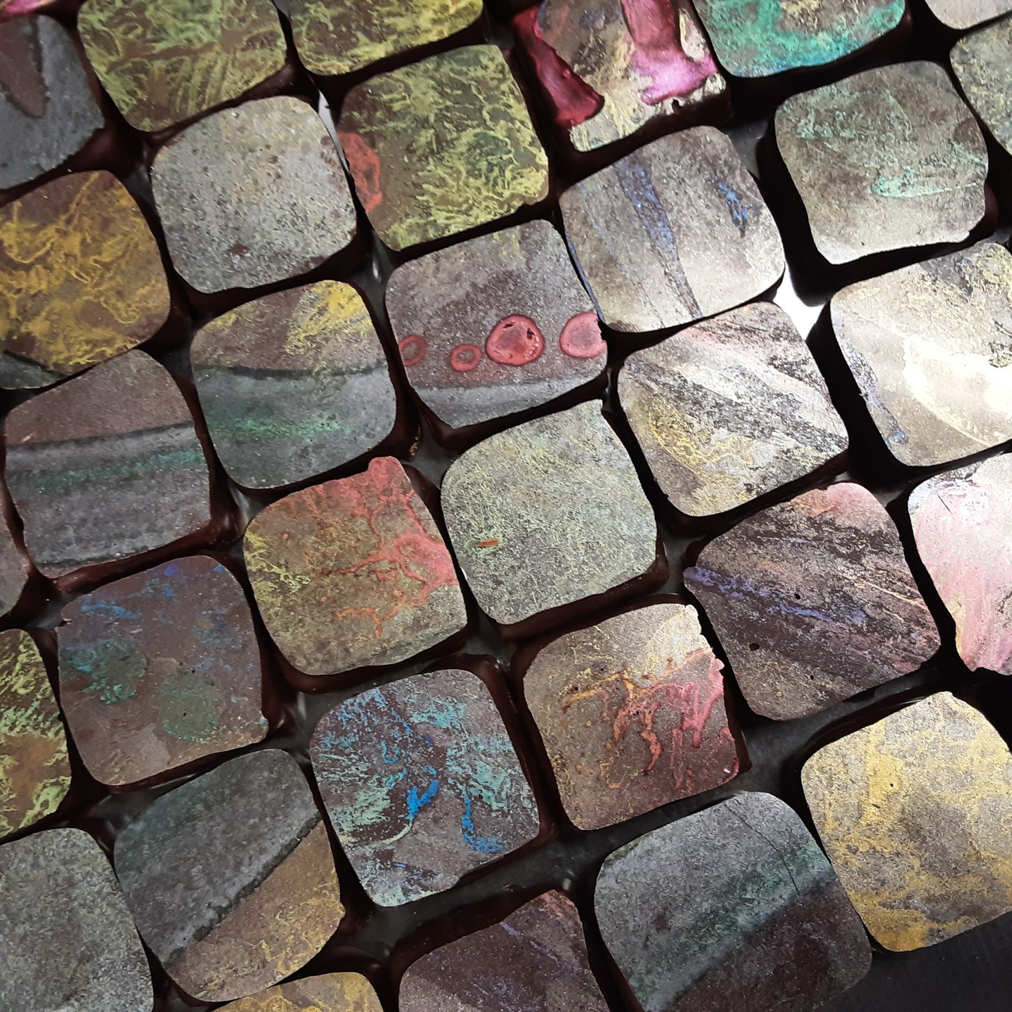 NOH WHERE AT ALL - Shaman's Mom's award-winning Hawaii Honey with Bolivian Tranquilidad HCP#2 Heirloom dark chocolate cast in Peruvian Piura.Each piece is a fragment of the original painting.#chocolatier #chocolateasart #hawaii @heirloomcacao @volkerlehmann57 Late Saturday morning the Shop bustling-busy and I felt the need to paint my mind that appeared (it appears) like the Bellman's perfect and absolute blank but if Noh is nowhere is the Act of Painting an act about Nothing At All?